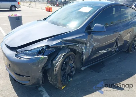 2022 Tesla Model Y Performance Dual Motor All-Wheel Drive из США, поврежденный, VIN 7SAYGDEF3NF390557